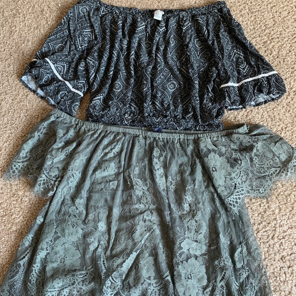 bundle of 2 off the shoulder tops!